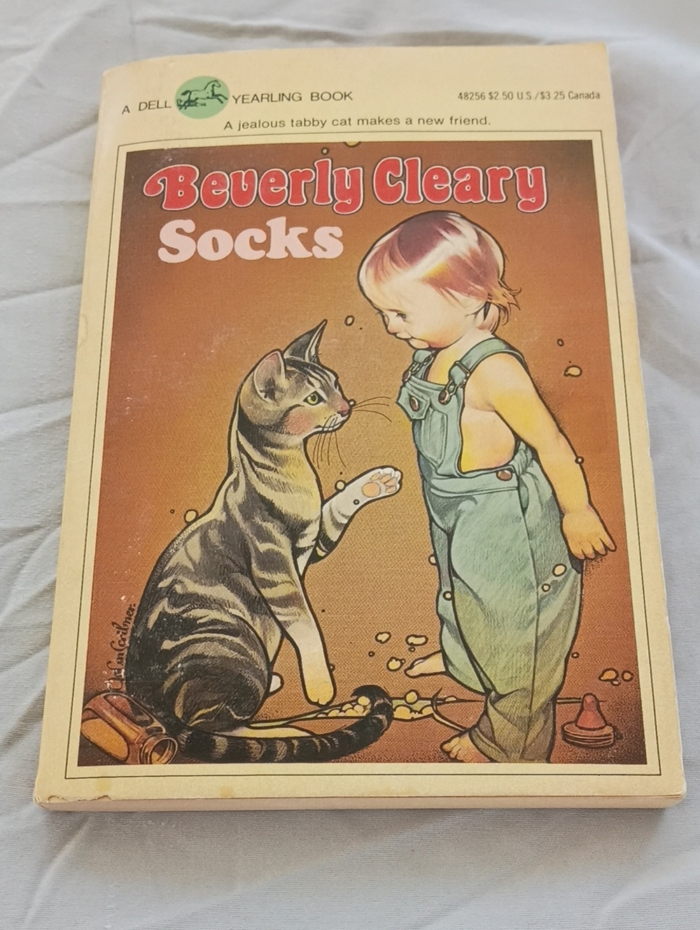 Socks - By Beverly Cleary